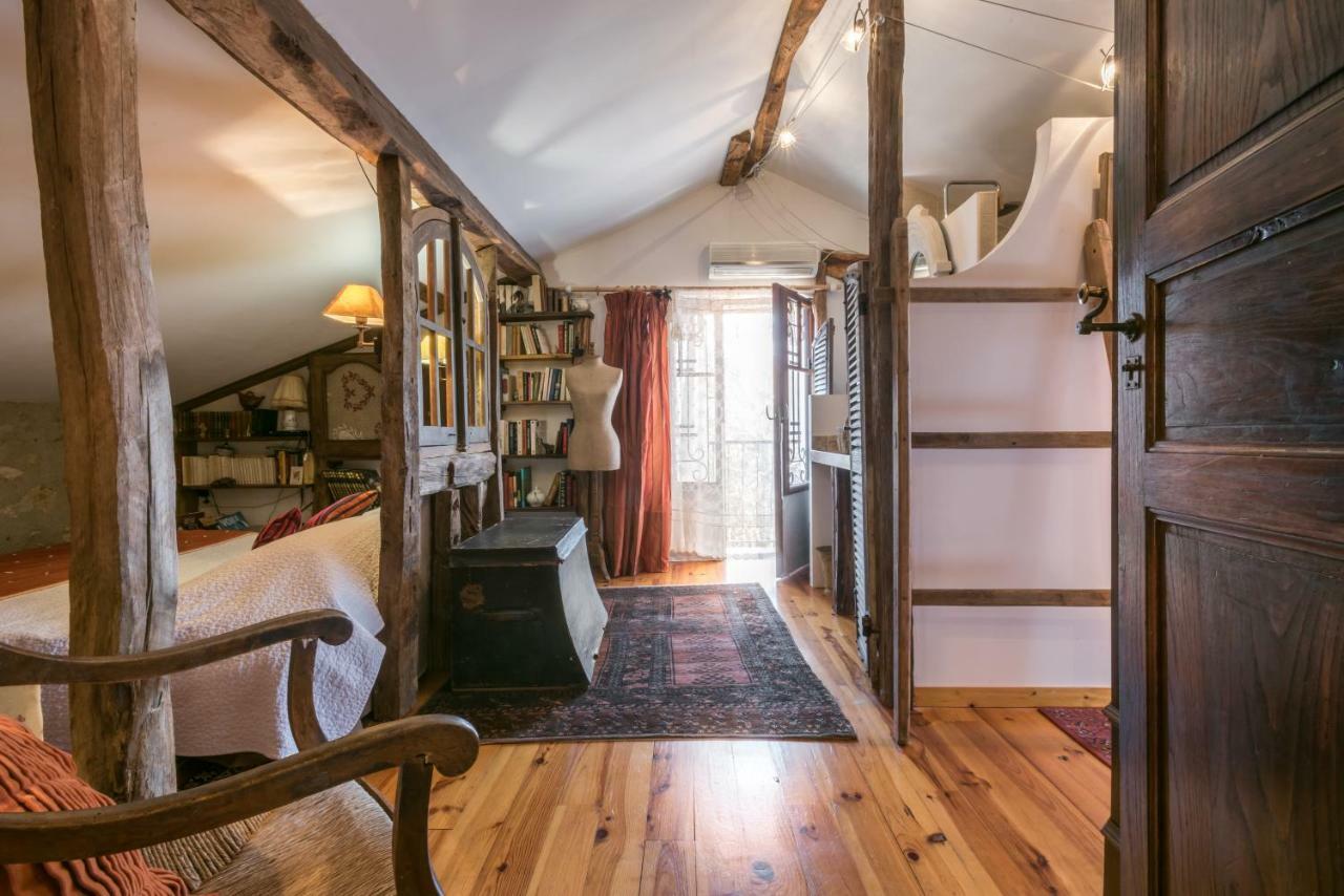 Haras Picard Du Sant Bed and Breakfast Lasserre  Exteriör bild